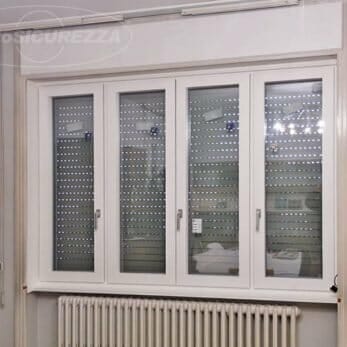 La nuova finestra quattro ante in legno alluminio