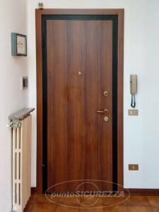 Porta Blindata color noce nazionale - pannello interno