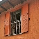 nuova-persiana-inferriata-facciata-mattoni