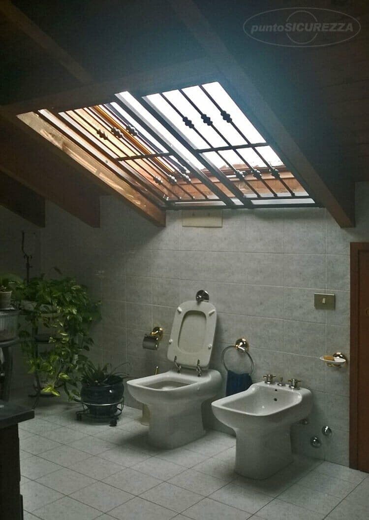 grata-apribile-finestra-da-tetto