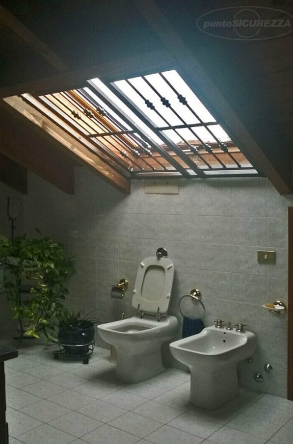 grata-apribile-finestra-da-tetto grata-apribile-finestra-da-tetto