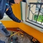 montatore-ispeziona-cantiere