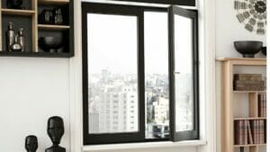 Infissi in alluminio su finestra a 2 ante