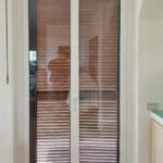 La nuova porta finestra in alluminio con la persiana chiusa