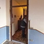 rimozione-vecchia-porta-ingresso-esterno-casa