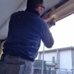 posatore-monta-telaio-legno