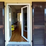 serramento-aperto-interno-casa