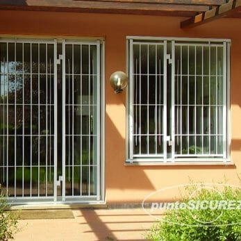 doppia-inferriata-villetta