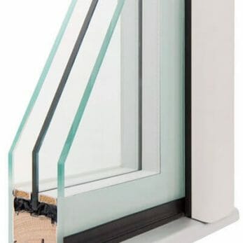 Due facciate in vetro e anima in legno