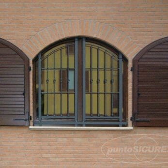 grata-sicurezza-finestra-arco